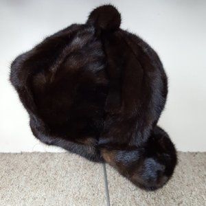 Black Mink Fur Sections Apple Cap